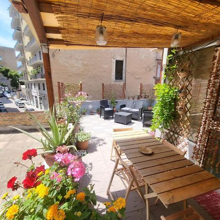 Casetta Poli- Appartamento Con Terrazza - Centro Storico Palermo Kültér fotó