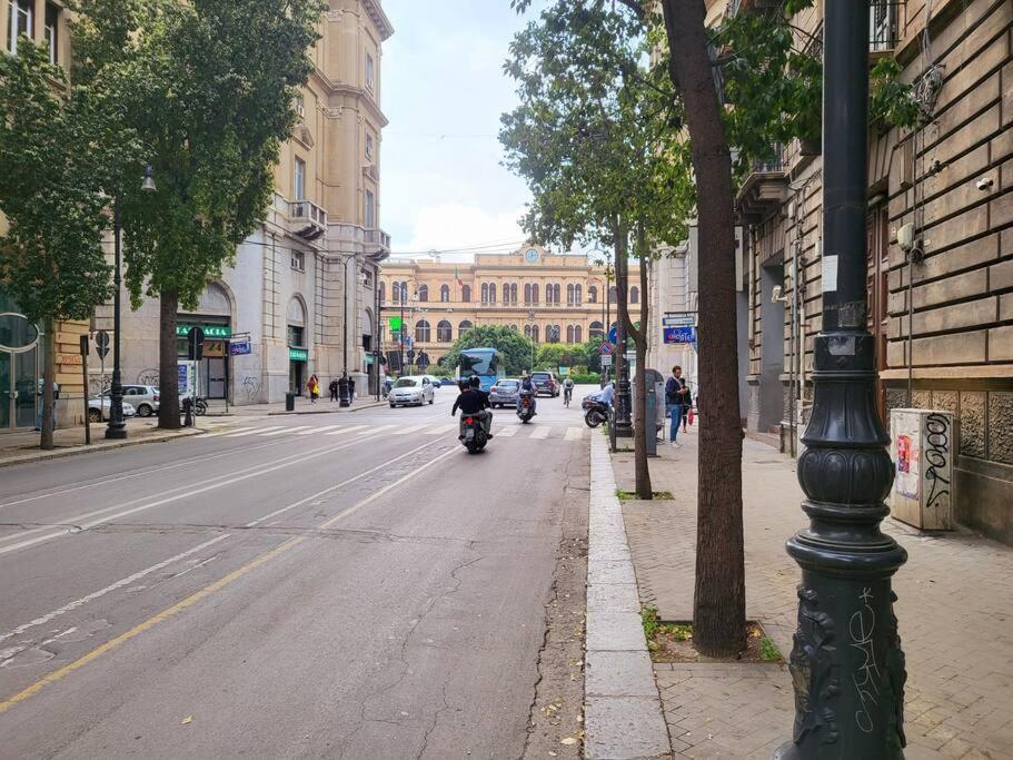 Casetta Poli- Appartamento Con Terrazza - Centro Storico Palermo Kültér fotó