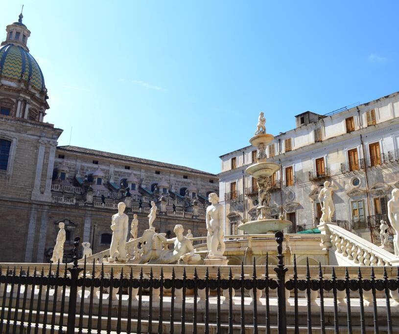 Casetta Poli- Appartamento Con Terrazza - Centro Storico Palermo Kültér fotó